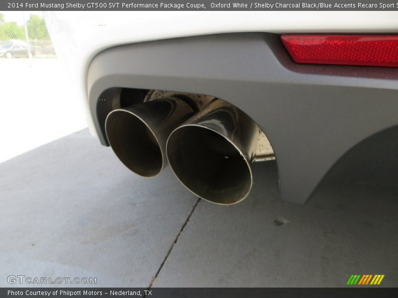 Exhaust of 2014 Mustang Shelby GT500 SVT Performance Package Coupe
