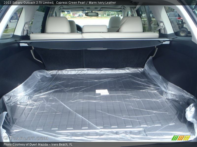  2013 Outback 2.5i Limited Trunk