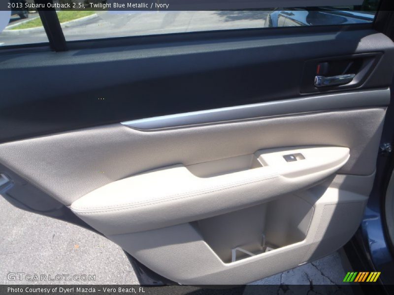 Twilight Blue Metallic / Ivory 2013 Subaru Outback 2.5i