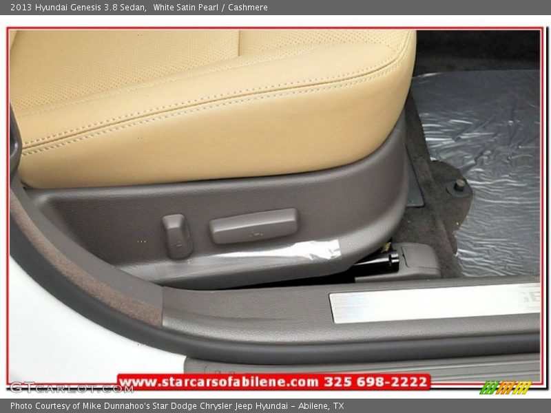 White Satin Pearl / Cashmere 2013 Hyundai Genesis 3.8 Sedan