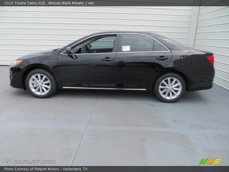 Attitude Black Metallic / Ash 2013 Toyota Camry XLE