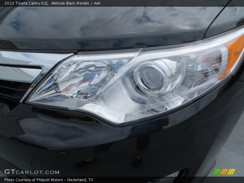 Attitude Black Metallic / Ash 2013 Toyota Camry XLE