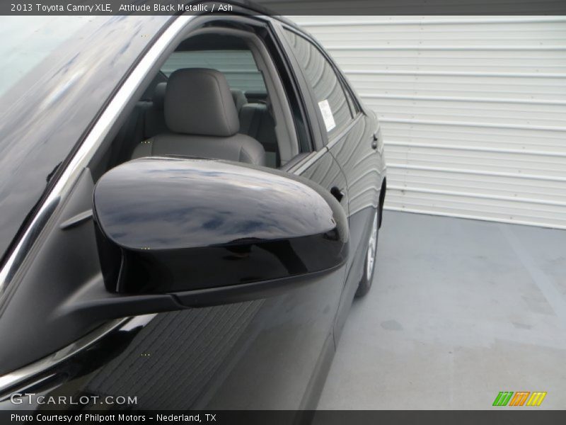 Attitude Black Metallic / Ash 2013 Toyota Camry XLE