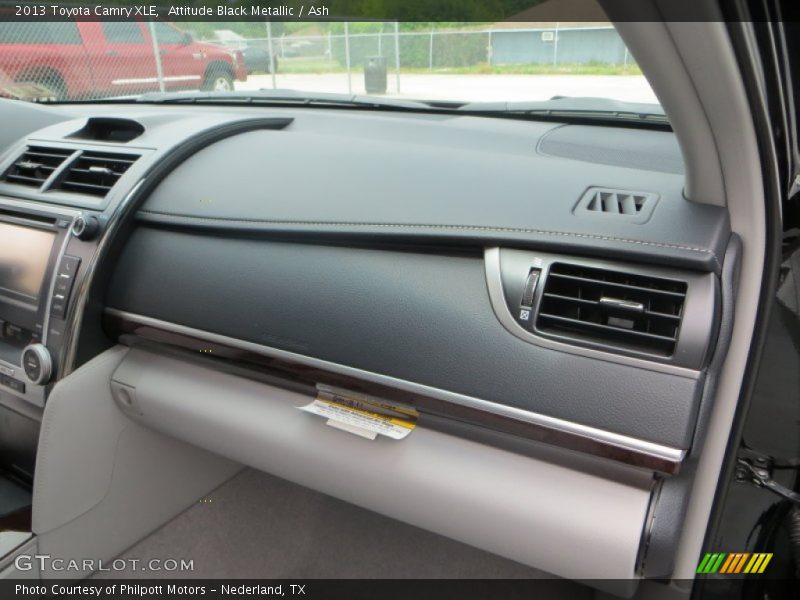 Attitude Black Metallic / Ash 2013 Toyota Camry XLE