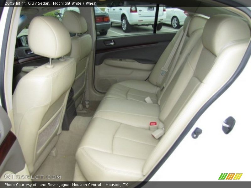 Rear Seat of 2009 G 37 Sedan
