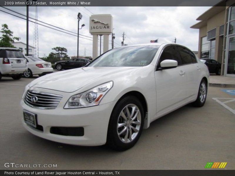Front 3/4 View of 2009 G 37 Sedan