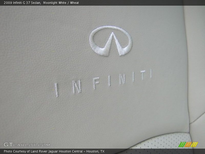 Moonlight White / Wheat 2009 Infiniti G 37 Sedan