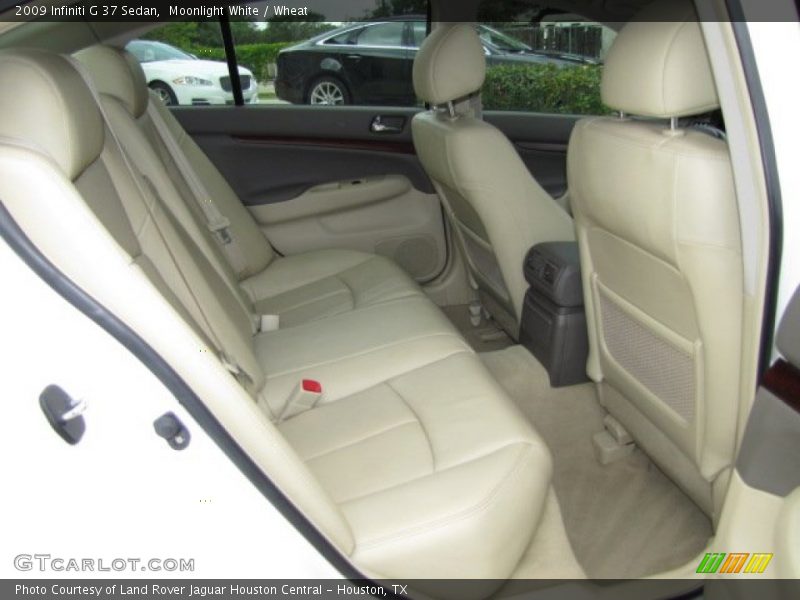 Rear Seat of 2009 G 37 Sedan
