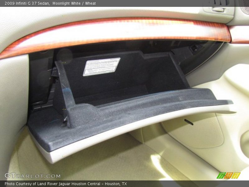 Moonlight White / Wheat 2009 Infiniti G 37 Sedan