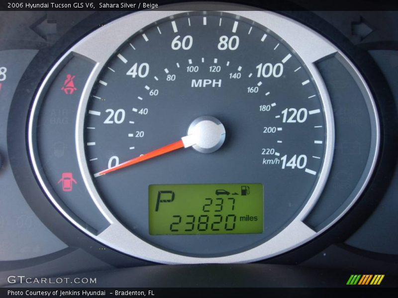 Sahara Silver / Beige 2006 Hyundai Tucson GLS V6