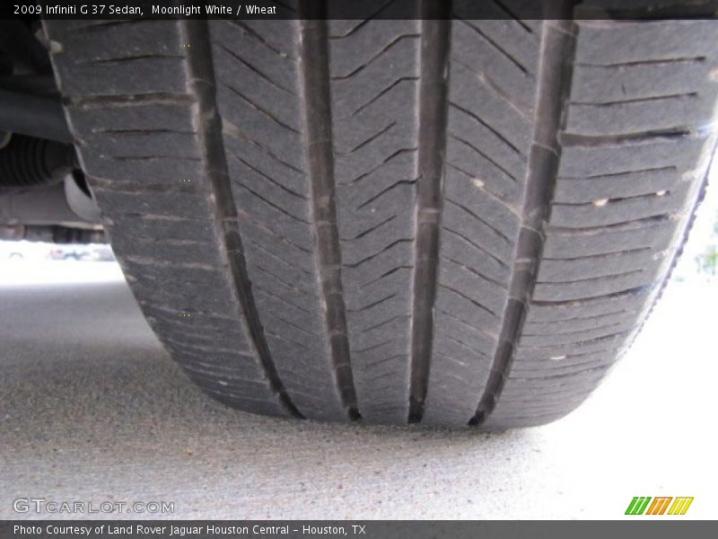 Moonlight White / Wheat 2009 Infiniti G 37 Sedan
