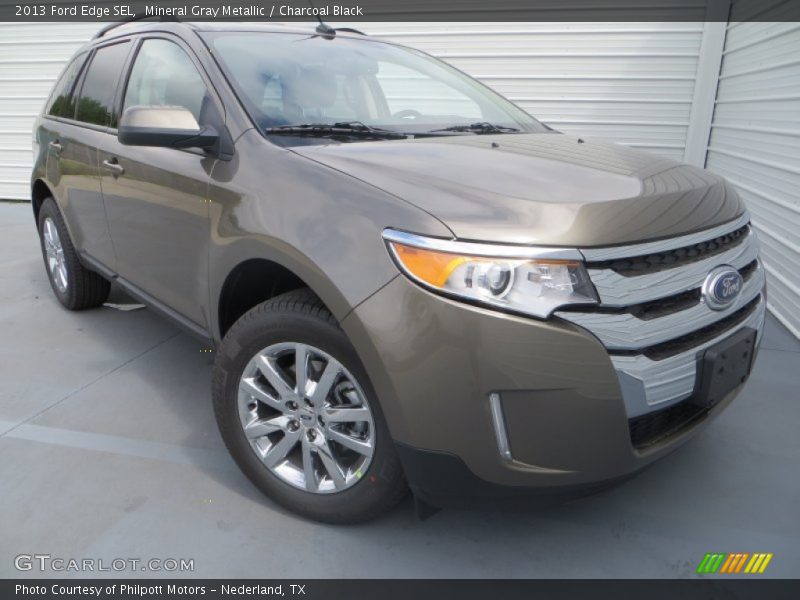 Mineral Gray Metallic / Charcoal Black 2013 Ford Edge SEL