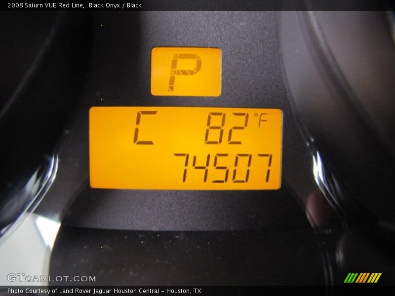 Black Onyx / Black 2008 Saturn VUE Red Line