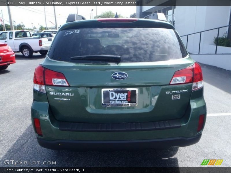 Cypress Green Pearl / Warm Ivory Leather 2013 Subaru Outback 2.5i Limited