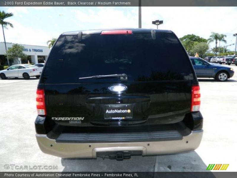 Black Clearcoat / Medium Parchment 2003 Ford Expedition Eddie Bauer