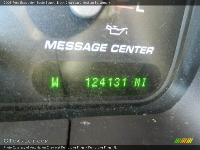 Black Clearcoat / Medium Parchment 2003 Ford Expedition Eddie Bauer