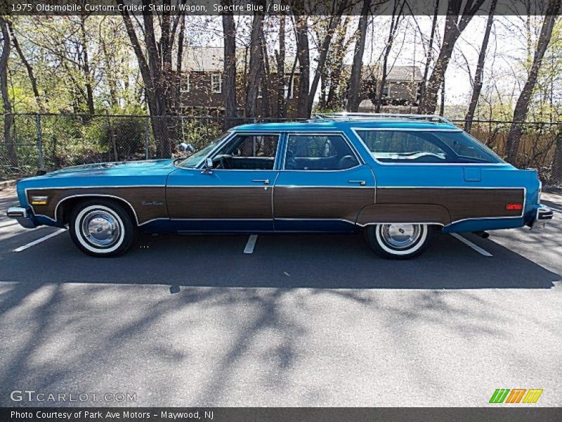  1975 Custom Cruiser Station Wagon Spectre Blue