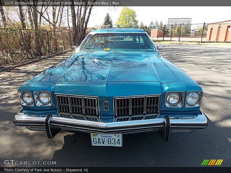 Spectre Blue / Blue 1975 Oldsmobile Custom Cruiser Station Wagon