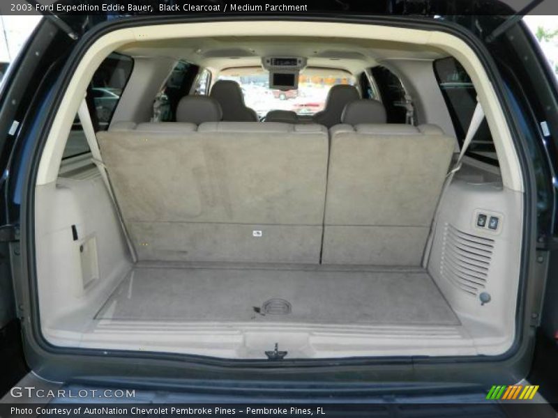  2003 Expedition Eddie Bauer Trunk