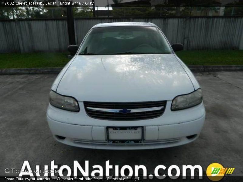 Bright White / Gray 2002 Chevrolet Malibu Sedan