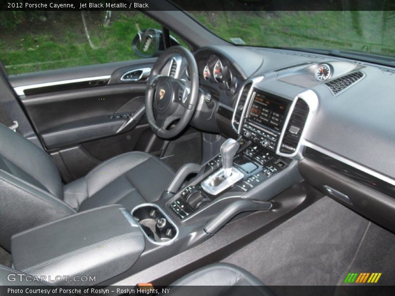 Jet Black Metallic / Black 2012 Porsche Cayenne