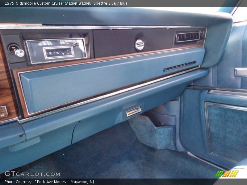 Dashboard of 1975 Custom Cruiser Station Wagon