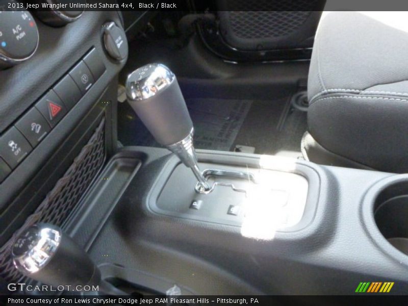 Black / Black 2013 Jeep Wrangler Unlimited Sahara 4x4