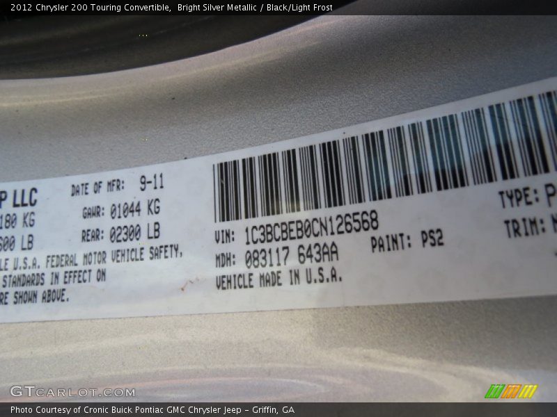 Bright Silver Metallic / Black/Light Frost 2012 Chrysler 200 Touring Convertible