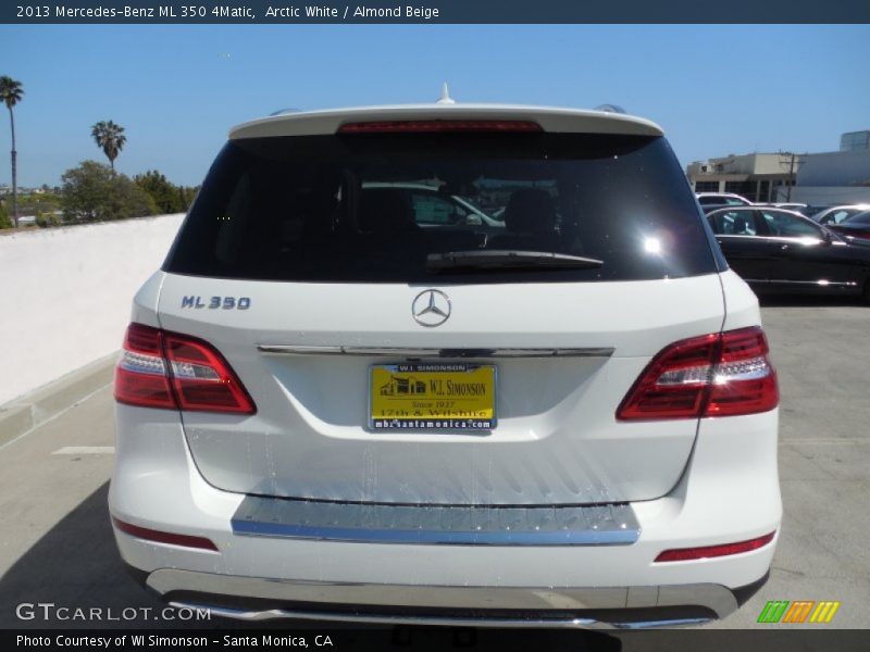 Arctic White / Almond Beige 2013 Mercedes-Benz ML 350 4Matic