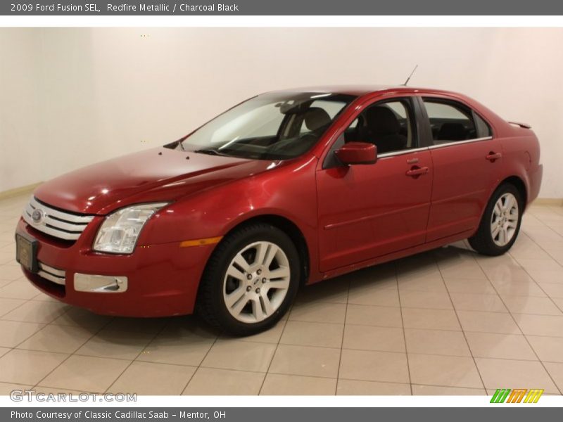 Front 3/4 View of 2009 Fusion SEL