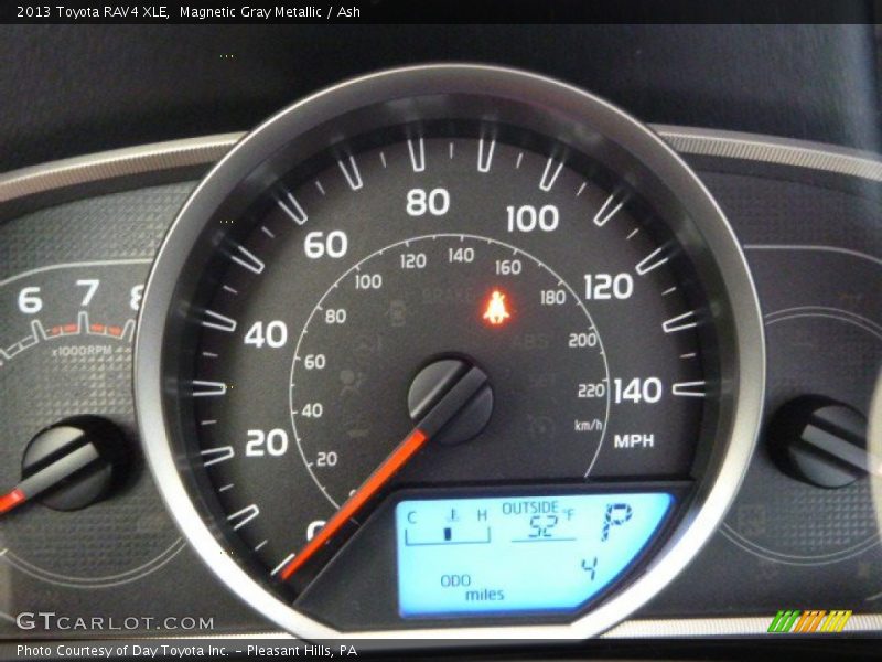 Magnetic Gray Metallic / Ash 2013 Toyota RAV4 XLE