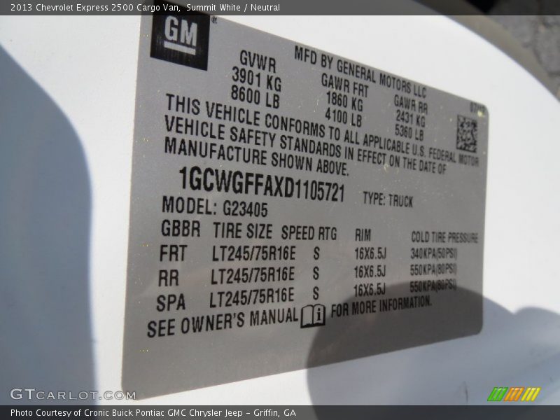 Summit White / Neutral 2013 Chevrolet Express 2500 Cargo Van