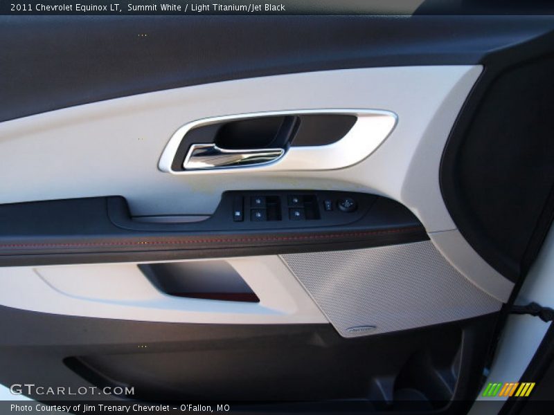 Summit White / Light Titanium/Jet Black 2011 Chevrolet Equinox LT