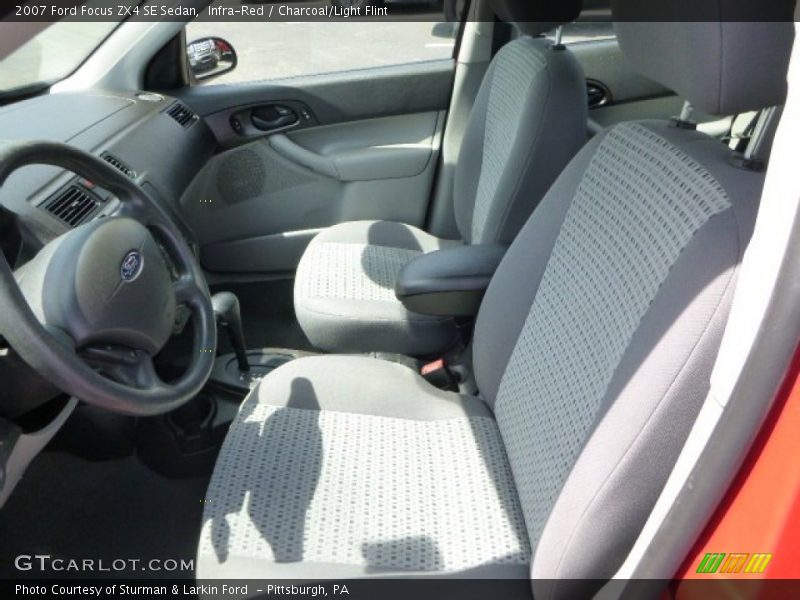 Infra-Red / Charcoal/Light Flint 2007 Ford Focus ZX4 SE Sedan