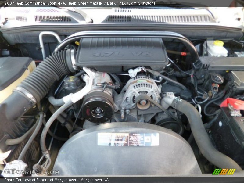 Jeep Green Metallic / Dark Khaki/Light Graystone 2007 Jeep Commander Sport 4x4