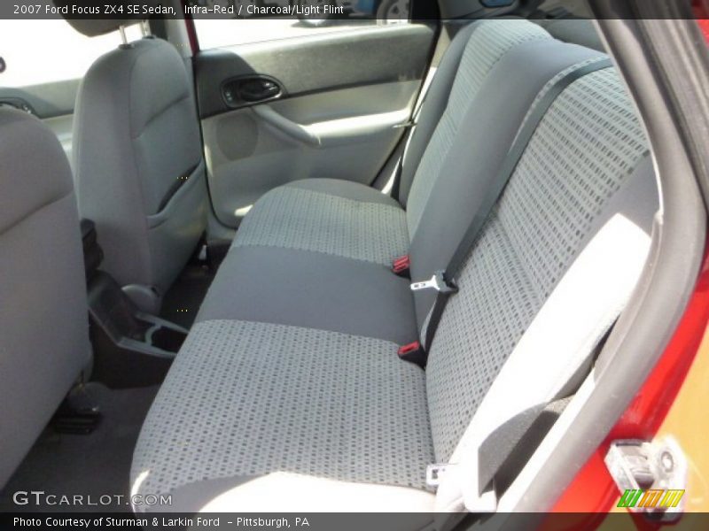 Infra-Red / Charcoal/Light Flint 2007 Ford Focus ZX4 SE Sedan