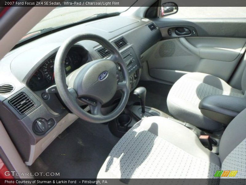 Infra-Red / Charcoal/Light Flint 2007 Ford Focus ZX4 SE Sedan