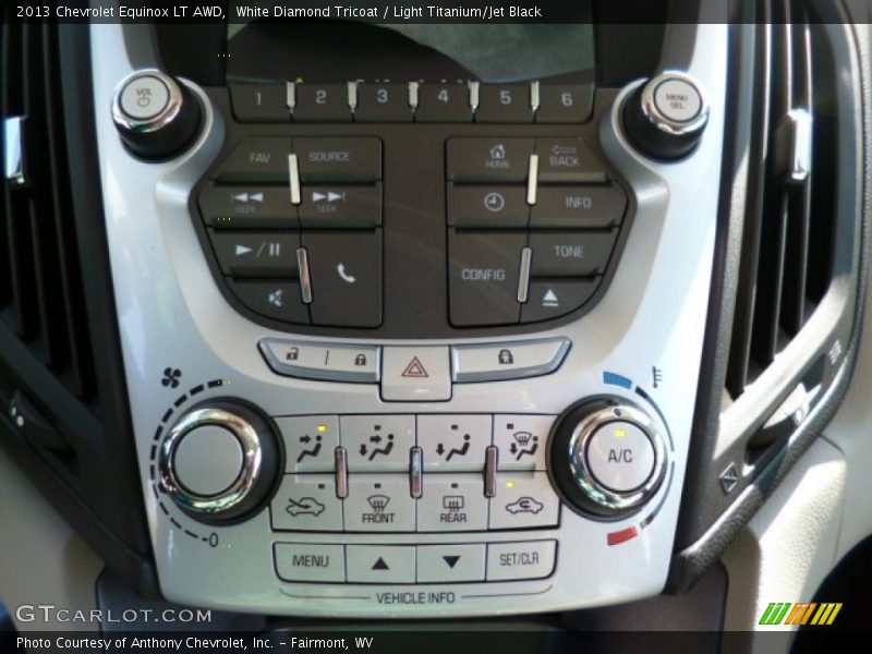 White Diamond Tricoat / Light Titanium/Jet Black 2013 Chevrolet Equinox LT AWD