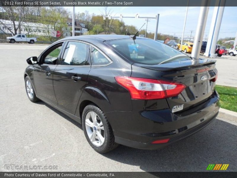 Tuxedo Black Metallic / Two-Tone Sport 2012 Ford Focus SE Sport Sedan