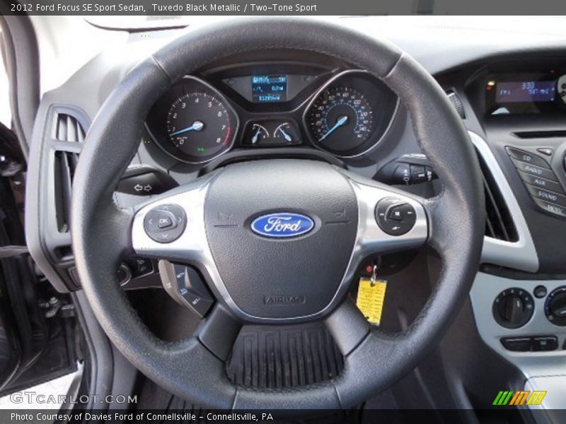 Tuxedo Black Metallic / Two-Tone Sport 2012 Ford Focus SE Sport Sedan