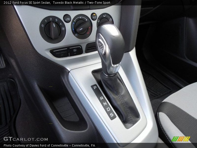 Tuxedo Black Metallic / Two-Tone Sport 2012 Ford Focus SE Sport Sedan