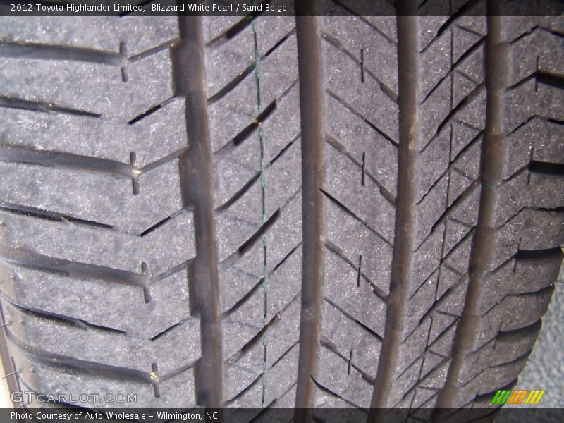 Blizzard White Pearl / Sand Beige 2012 Toyota Highlander Limited