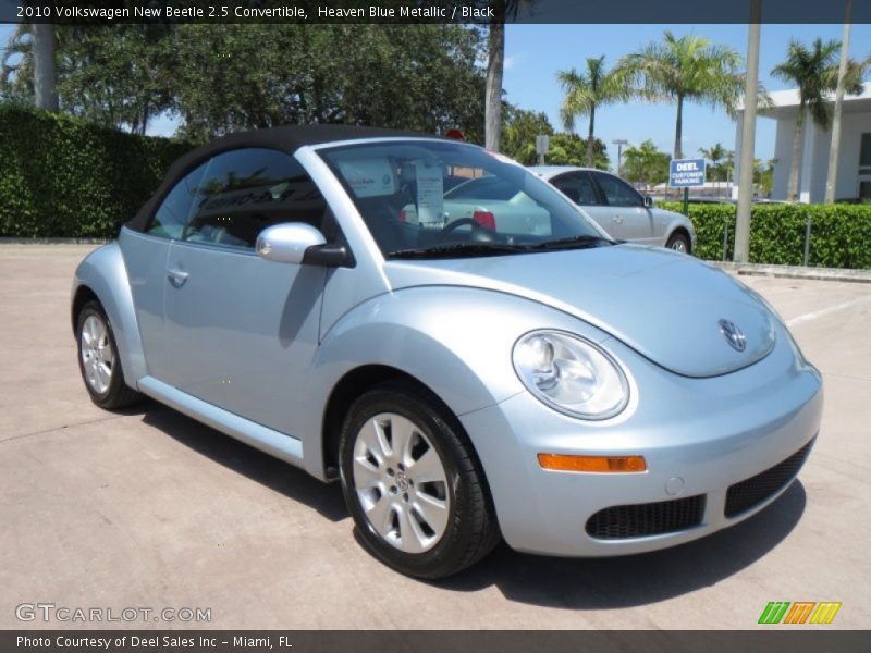 Front 3/4 View of 2010 New Beetle 2.5 Convertible