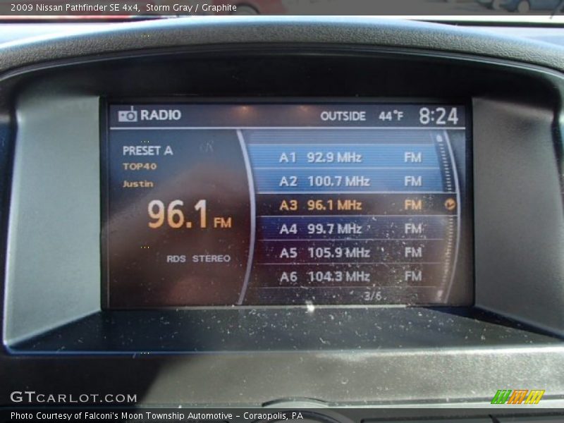 Storm Gray / Graphite 2009 Nissan Pathfinder SE 4x4