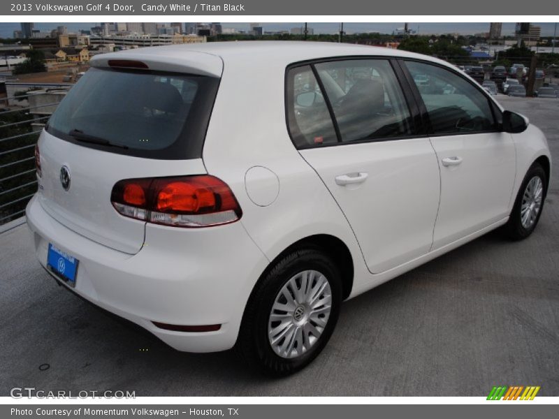 Candy White / Titan Black 2013 Volkswagen Golf 4 Door