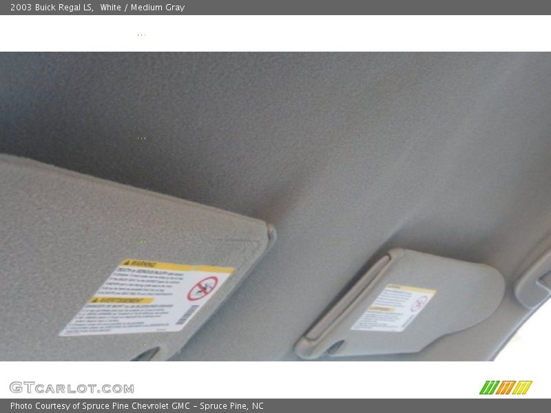 White / Medium Gray 2003 Buick Regal LS