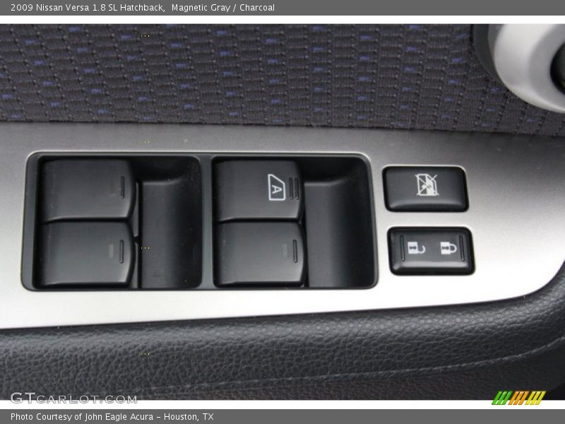 Magnetic Gray / Charcoal 2009 Nissan Versa 1.8 SL Hatchback