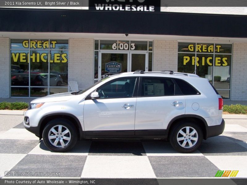 Bright Silver / Black 2011 Kia Sorento LX