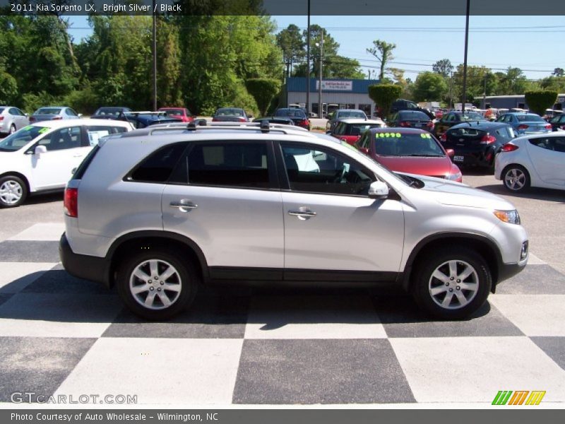 Bright Silver / Black 2011 Kia Sorento LX