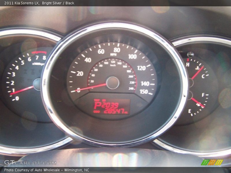 Bright Silver / Black 2011 Kia Sorento LX
